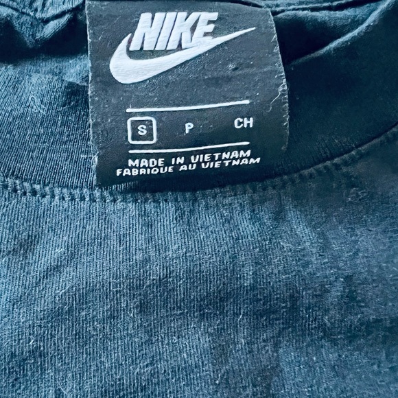 Nike Top and Leggings Set - Picture 3 of 4